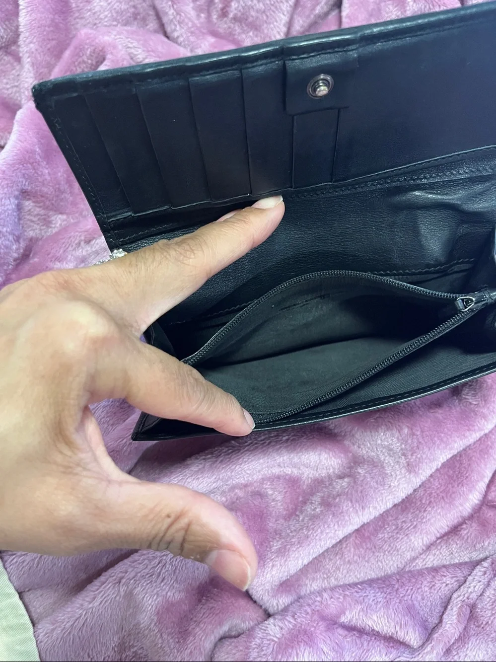 Gucci zipper super